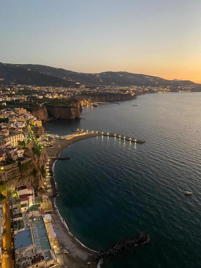 Sorrento City Center Atmosphere Apartment Bagian luar foto