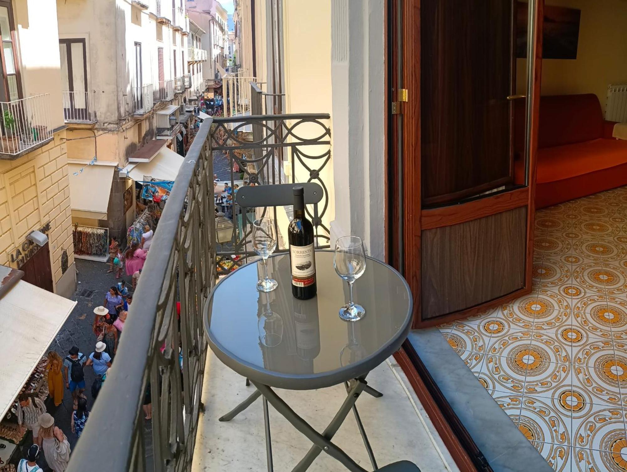 Sorrento City Center Atmosphere Apartment Bagian luar foto